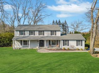 4 Glen Hill Dr, Saint James, NY 11780