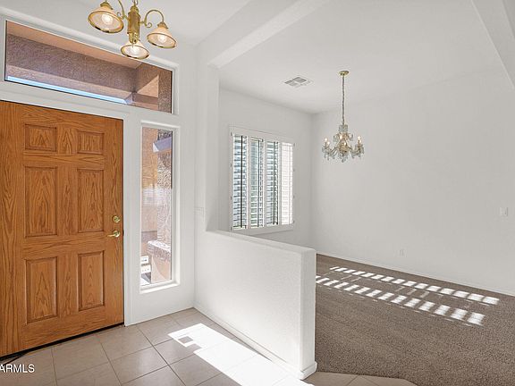 3rd image of 1200 E WESTCHESTER Drive