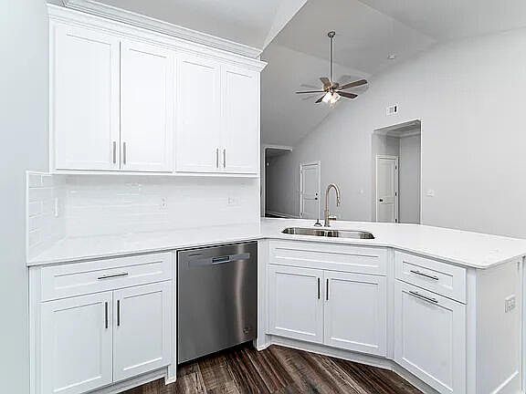 5th image of 4370 Forest Road