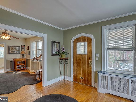 4th image of 708 Greenhill Ave