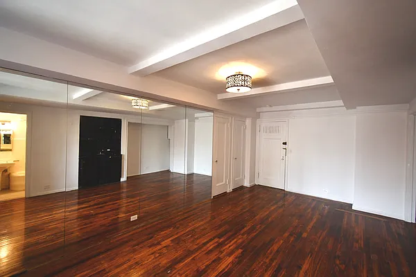 Rented by Elsie Ortiz, LREB | media 8