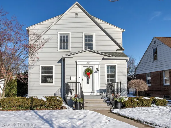 10044 Lasalle Blvd, Huntington Woods, MI 48070