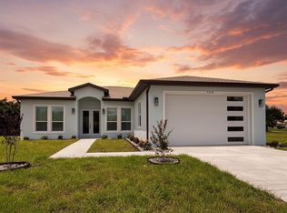 1215 Rio De Janeiro Ave, Punta Gorda, FL 33983