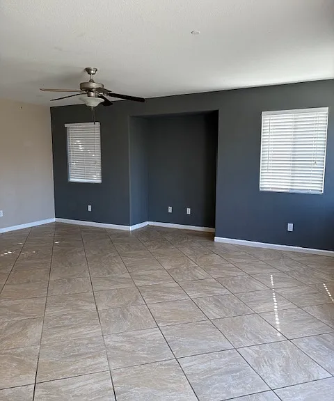29424 W Camino Ct — Photo 17