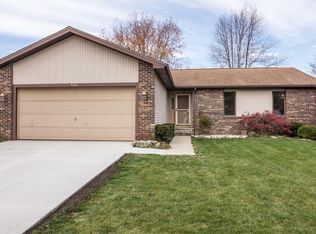 456 Berkshire Dr, Saline, MI 48176