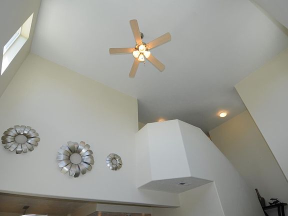 5th image of 6862 W Callery Ln