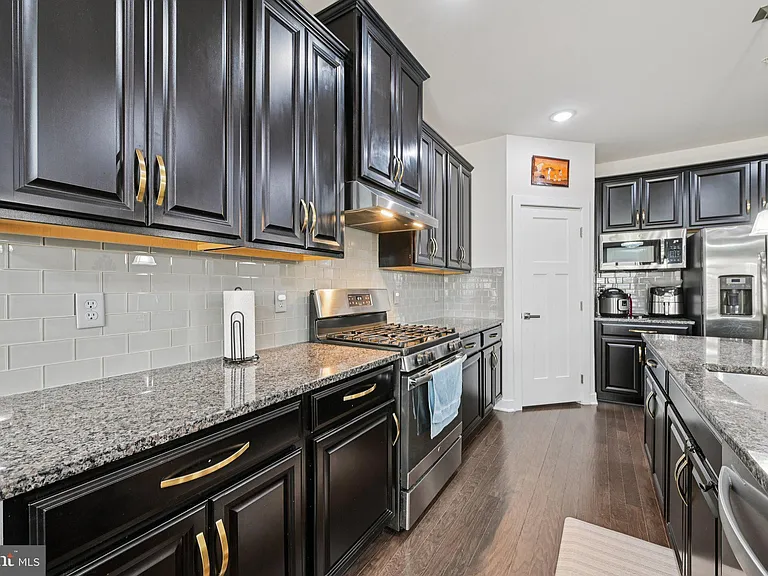 5830 Barts Way — Photo 24