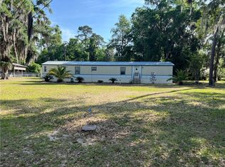 1129 Shell Point Rd NE, Townsend, GA 31331