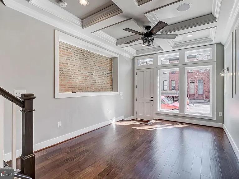 1440 S Charles St — Photo 15
