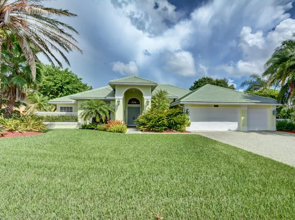 8867 SE Marina Bay Dr, Hobe Sound, FL 33455