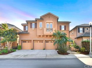 5626 Ocean Terrace Dr, Huntington Beach, CA 92648