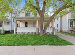 422 Scott Ave, Oshkosh, WI 54901