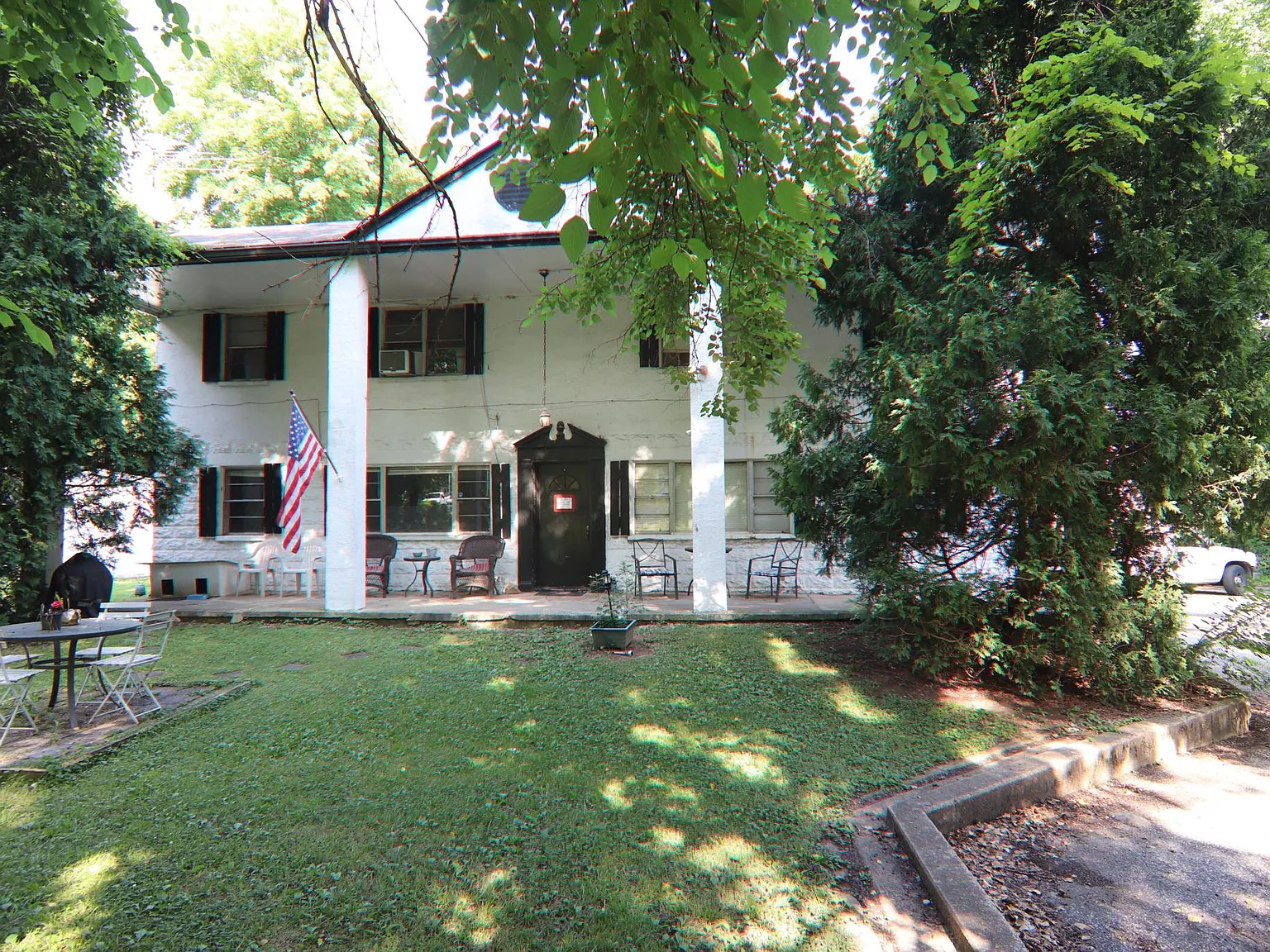 1 bed, $895 — Photo 1