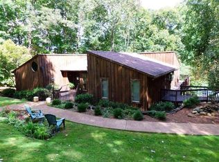 708 Skyline Dr, Clinton, TN 37716