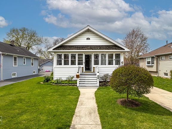 2nd image of 136 N Elroy Ave