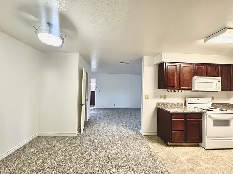 5000 Indian River Dr #484 — Photo 18