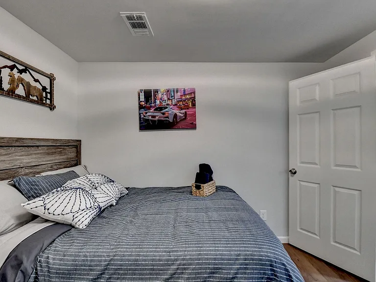 175 Burbank Dr NW #B — Photo 29