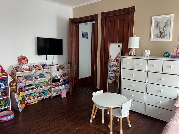5th image of 69 Nichols St