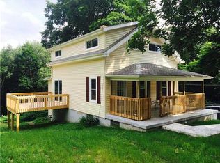 662 Dutch Ridge Rd, Ellwood City, PA 16117