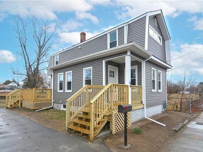 64 Burnside Ave E, Riverside, RI, 02915