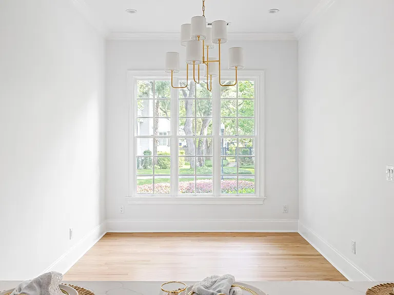 609 Daggett St — Photo 10