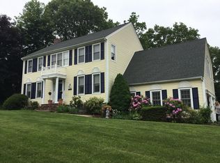 36 Factory Pond Cir, Smithfield, RI 02828