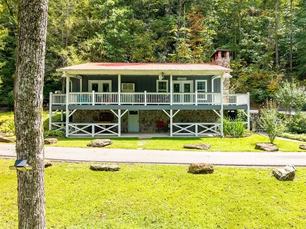 270 Hiawassee River Rd, Murphy, NC 28906