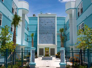 320 SW 10th St APT 101, Gainesville, FL 32601