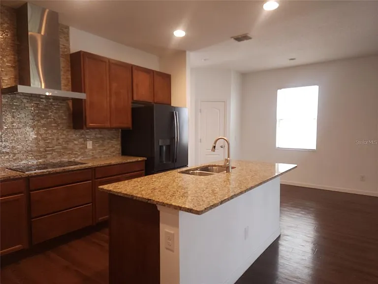 3230 Stratton Cir — Photo 10