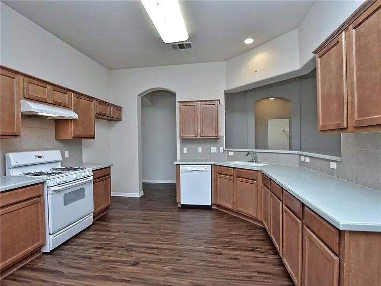 104 S Gadwall Ln — Photo 9