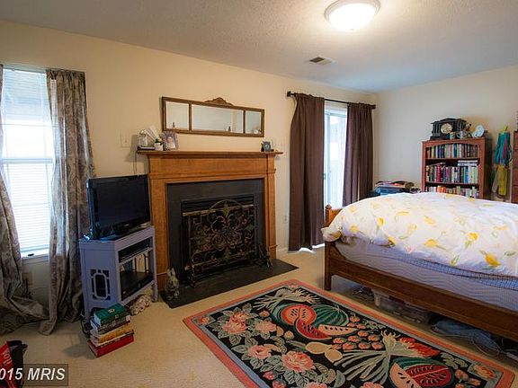 5th image of 605 Cobbler Ter SE
