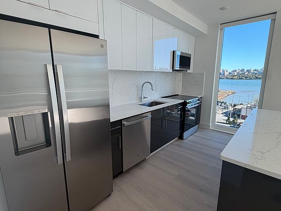 2nd image of 7713 River Rd #1016