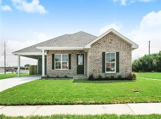 4024 Mistrot St, Meraux, LA 70075