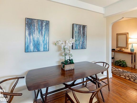 4th image of 968 Amsterdam Ave #6A