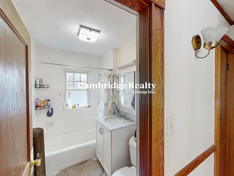 99 Bennett St #2T — Photo 11