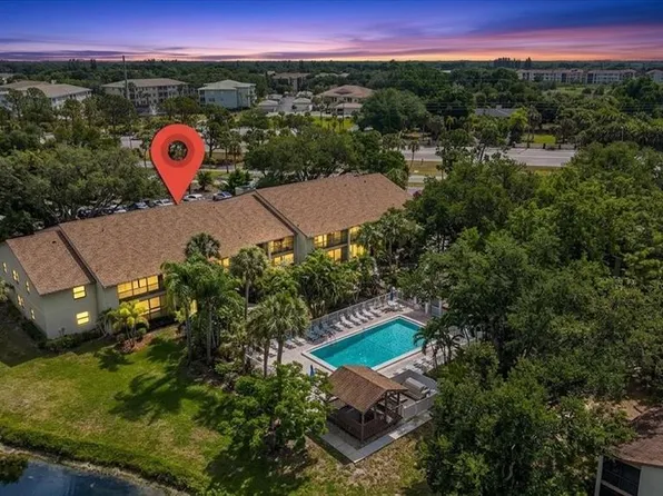 646 Bird Bay Dr E APT 205, Venice, FL 34285