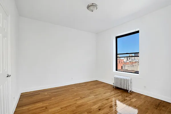 Rented by Douglas Elliman | media 10