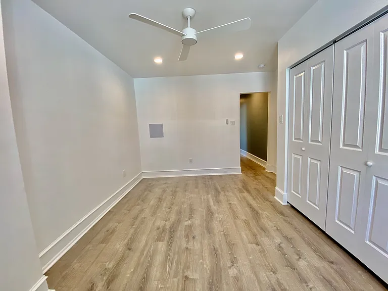 2532 S Broad St #2 — Photo 22