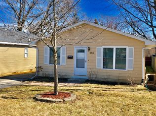 513 Arbor Dr, Round Lake Park, IL