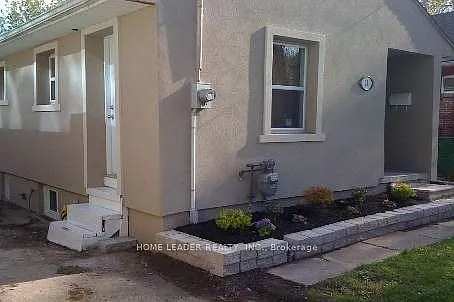 21 Franklin Ave — Photo 22