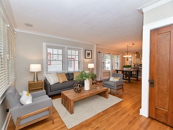 4th image of 5334 N Park Ave