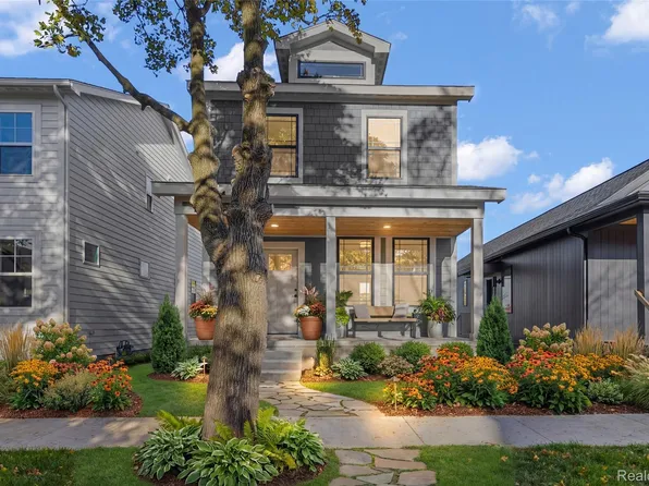 1797 Holcomb St, Detroit, MI 48214