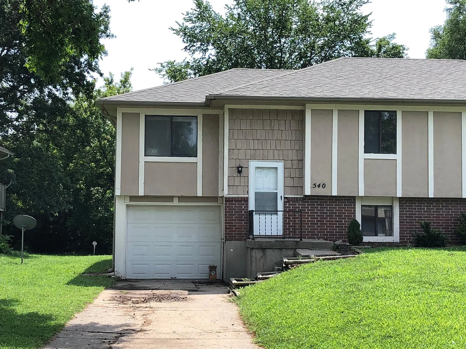 2 bed, 1.5 bath, 1100 sqft, $1,425 — Photo 1