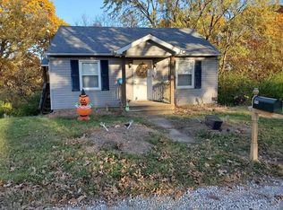 4414 Hazel Dr, Imperial, MO 63052