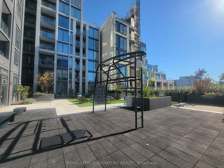 2020 Bathurst St #210 — Photo 20