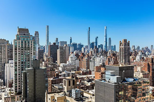 Sold by Compass | media 7