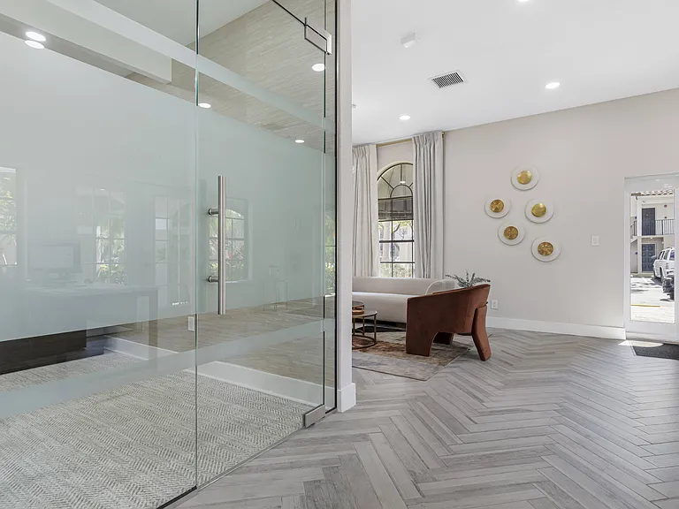 Alvista Hollywood — Photo 38