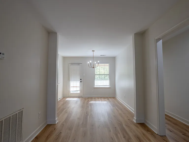 26 West Residences — Photo 28