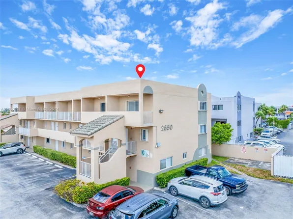 2650 W 76th St APT 208, Hialeah, FL 33016