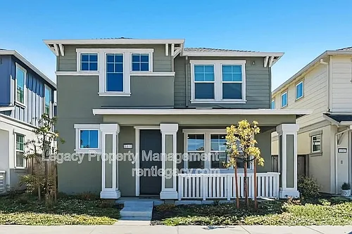 112 Seahorse St Photo 1